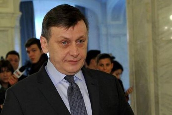 Parlamentarii decid cine îi va lua locul lui Crin Antonescu la şefia Senatului
