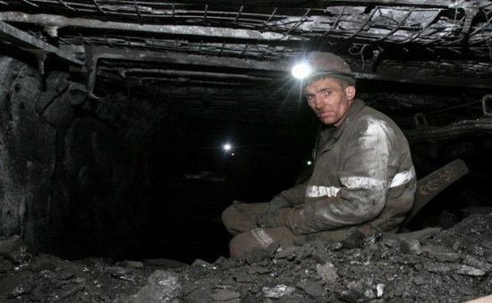 24 de lideri de sindicat ai minerilor au intrat în greva foamei