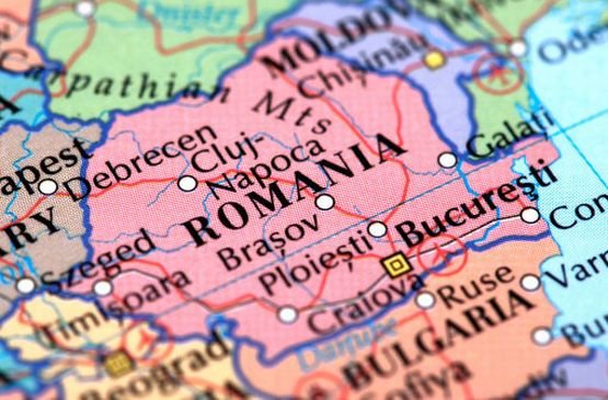 O petiţie cu peste 10.000 de semnături pentru autonomia Transilvaniei, depusă la Prefectura Cluj