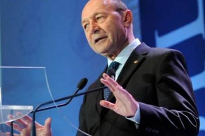 Traian Băsescu: Am promulgat Legea energiei şi aştept ieftinirea preţului la energie electrică