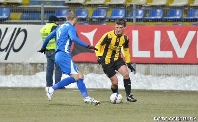FC Braşov a obţinut prima victorie după opt etape, 1-0 cu ACS Poli Timişoara
