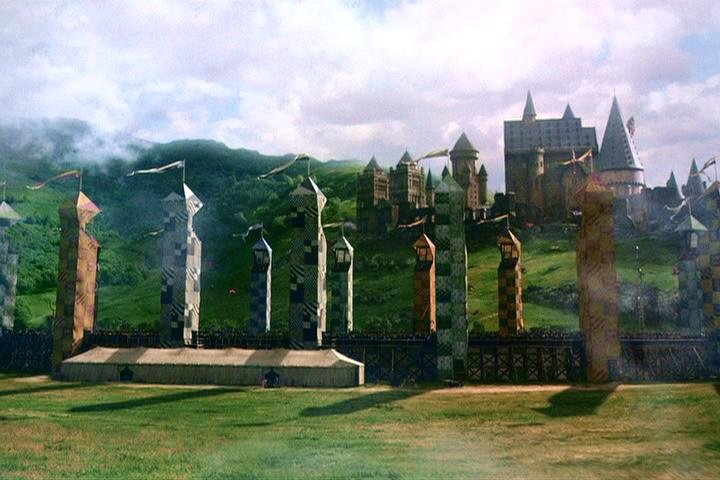 J.K.Rowling a publicat un eseu despre jocul Vâjthaţ (Quidditch)