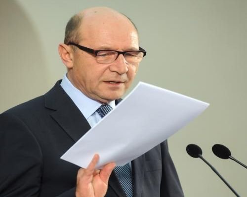 Q&amp;A: Traian Băsescu, PLANUL ÎN PATRU PAŞI de recâştigare a electoratului 