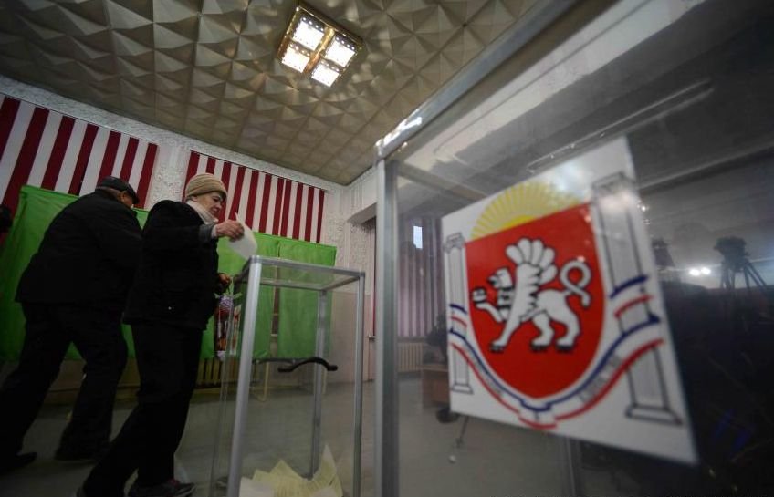 Rezultate oficiale preliminare: 95,5% dintre votanţi au aprobat ALIPIREA Crimeei la Rusia