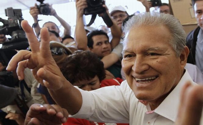 Un fost comandant de gherilă a devenit preşedinte în El Salvador