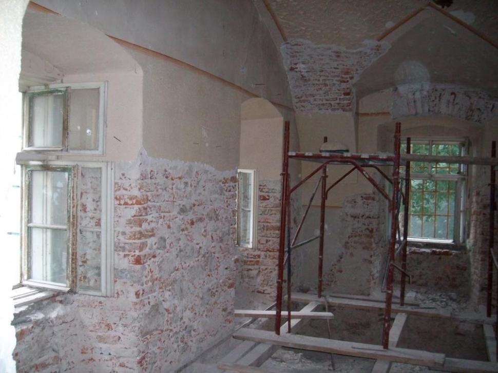 (P) Bazilica şi mănăstirea Maria Radna din judeţul Arad: un loc  de pelerinaj important pentru Europa de Est, restaurat prin Regio 251162