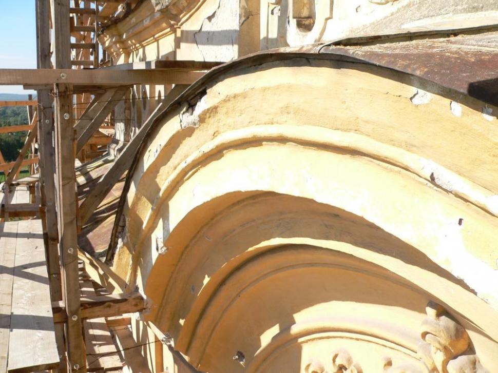 (P) Bazilica şi mănăstirea Maria Radna din judeţul Arad: un loc  de pelerinaj important pentru Europa de Est, restaurat prin Regio 251168