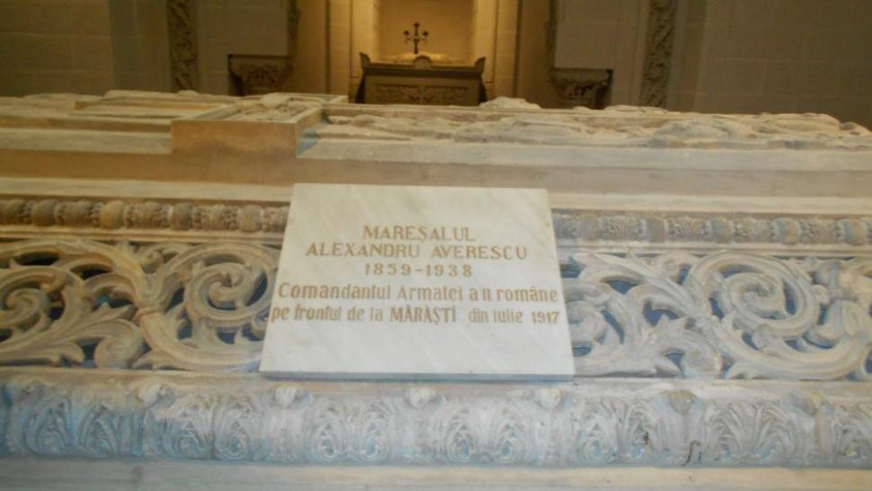 (P) Regio reface Drumul de glorie al Armatei Române în Primul Război Mondial 251257