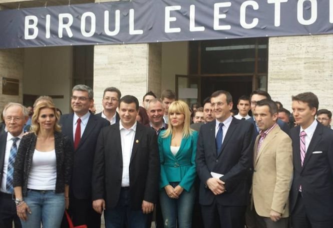 PMP a depus la BEC listele de candidaţi pentru alegerile europarlamentare