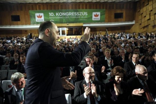 The Hungarian extremists criticized by Ponta get  governmental support. What the UDMR has done