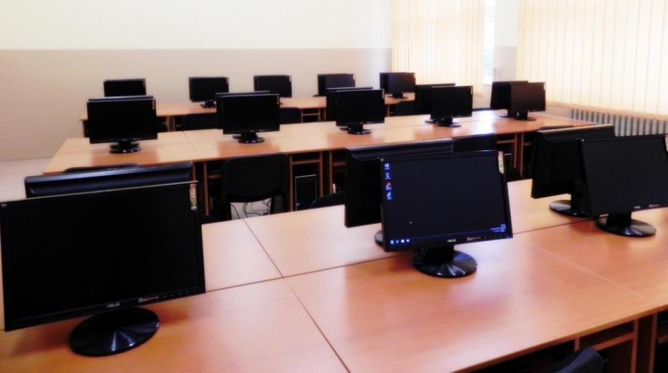 (P) Școala Gimnazială „Mihai Eminescu” din Zalău - o școală de viitor sub egida Regio 252659