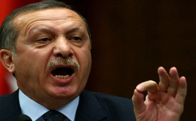 Premierul Turciei a rămas fără voce! El a renunţat să mai participe la mitingurile electorale