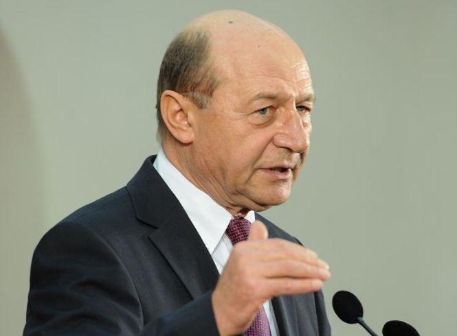 Băsescu i-a rugat pe procurori să cerceteze cazul Nana: Dacă s-a încălcat legea, voi răspunde