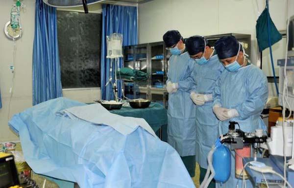 Medicii şi-au plecat capetele, în semn de recunoştinţă. Cazul CUTREMURĂTOR care spune ce înseamnă dragostea adevărată 254853