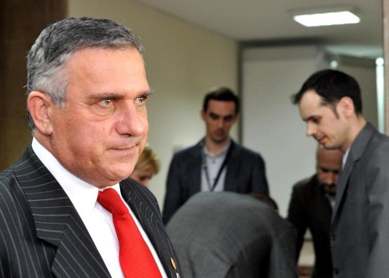 Scandal uriaş în PRM. Gheorghe Funar acuză B.E.C. că a fraudat în favoarea lui Vadim Tudor