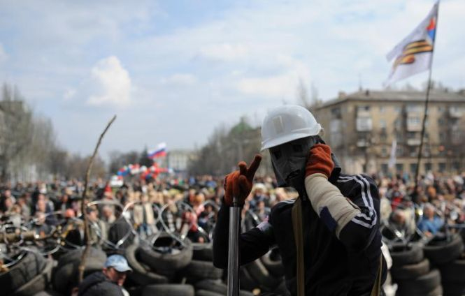 Ministerul rus de Externe: Autorităţile de la Kiev să înceteze &quot;războiul împotriva propriului popor&quot;