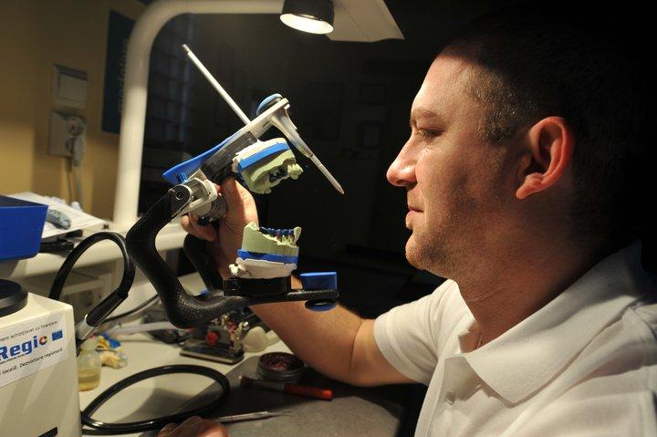 (P) Degu Dentis, Timişoara - numărul 1 în tehnică dentară, prin Regio 255312