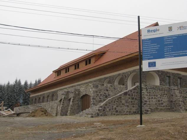 (P) Harghita: mai multă siguranţă pentru drumeţiile montane, prin Regio 255351