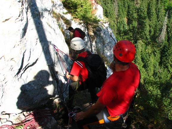 (P) Harghita: mai multă siguranţă pentru drumeţiile montane, prin Regio 255352