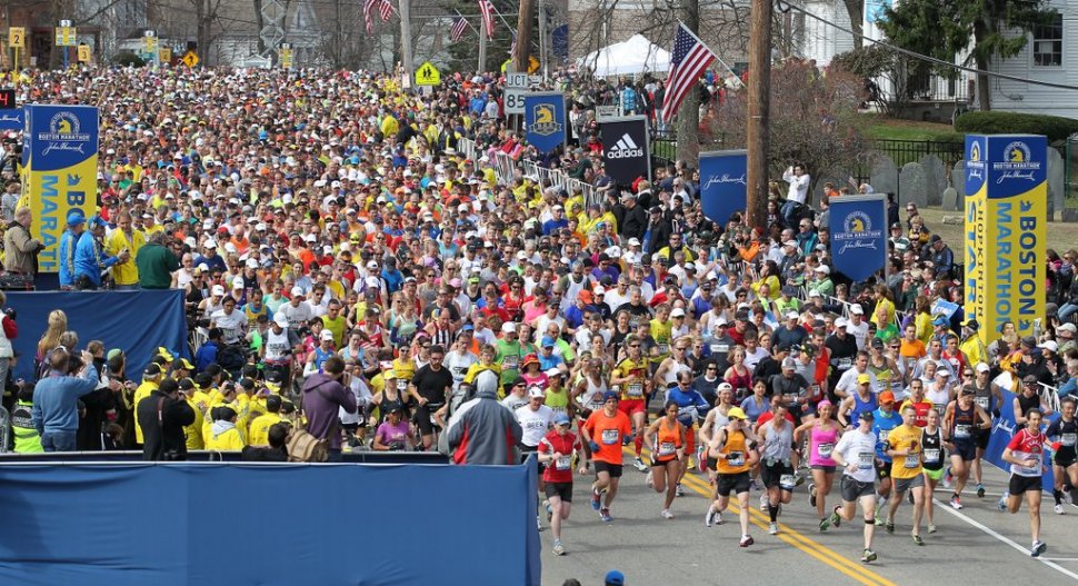La un an de la ATENTATELE de la Boston, peste 35.000 de oameni vor alerga la MARATONUL de anul acesta