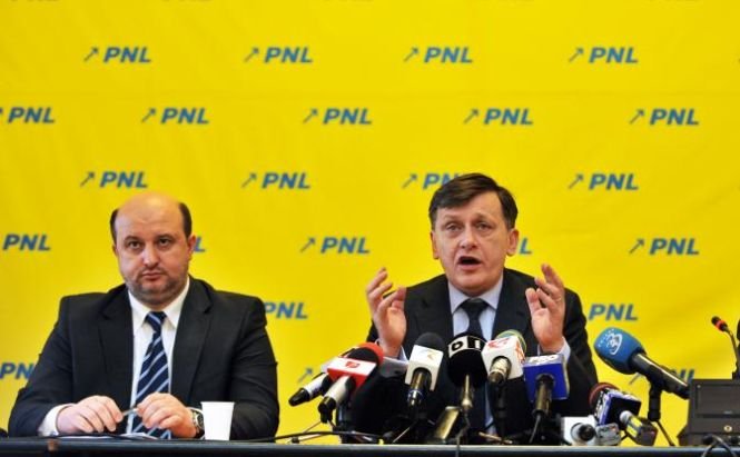 Antonescu dă asigurări că nu se pune problema excluderii lui Daniel Chiţoiu din PNL