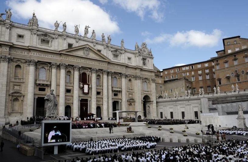 Eveniment ISTORIC la Vatican. Doi Papi vor fi canonizaţi 