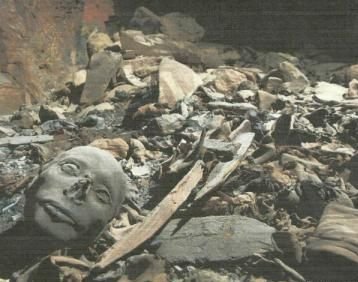 Descoperire INCREDIBILĂ în Egipt! O imensă necropolă cu aproape 50 de mumii a fost scoasă la lumină