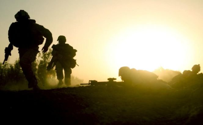60 de insurgenţi afgani au fost ucişi într-o operaţiune militară fulger