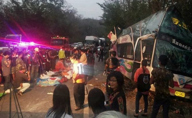 Thailanda. 14 persoane au murit într-un accident rutier grav