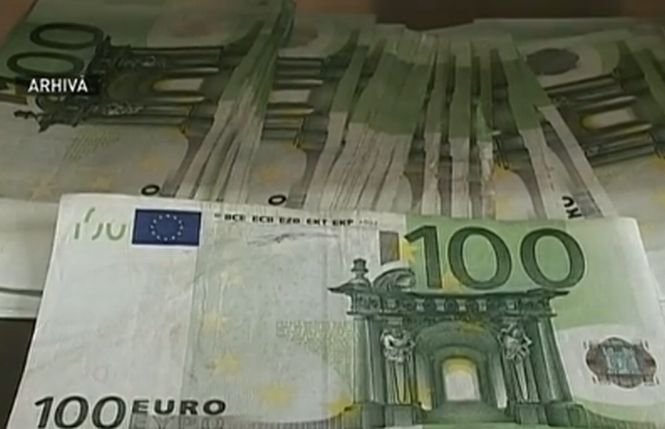 Euro, la cel mai scăzut nivel din ultimele şase luni