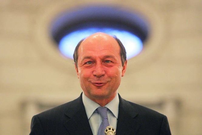 Document: CCR îl incriminează pe Băsescu