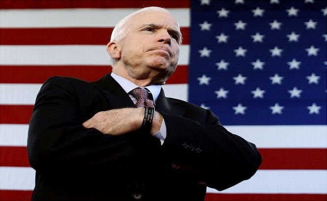McCain vrea ca SUA să acorde asistenţă militară Ucrainei în valoare de 100 de milioane $