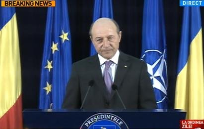 Traian Băsescu: Îmi asum măsura tăierii pensiilor şi salariilor