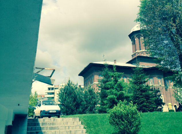 Aşa ceva mai rar! UNDE a fost construită rampa pentru persoanele cu dizabilităţi 258503