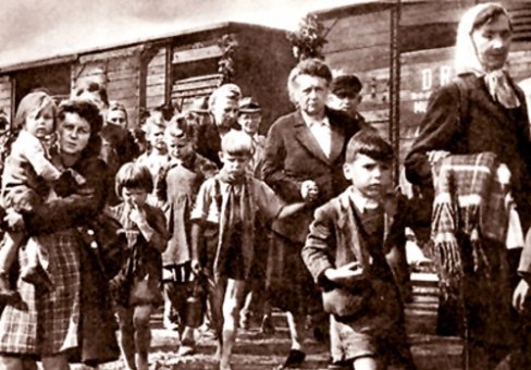 România şi-a VÂNDUT oamenii. 11.000 de mărci germane pentru o persoană intrau în conturile comuniştilor