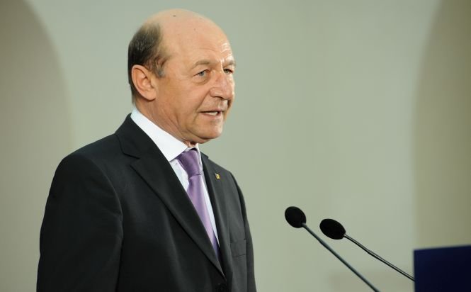 Băsescu: Astăzi pot spune că arhiva SRI şi arhiva SIE, cu Dunărea Operativă s-au predat integral