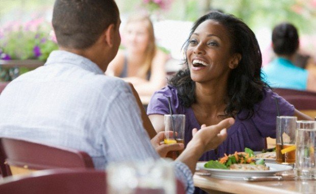 Ştiaţi că ce mâncaţi vă poate afecta viaţa de cuplu? Iată motivele