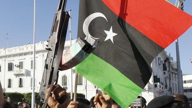 Parlamentul libian, ATACAT de o grupare armată care a cerut suspendarea Legislativului