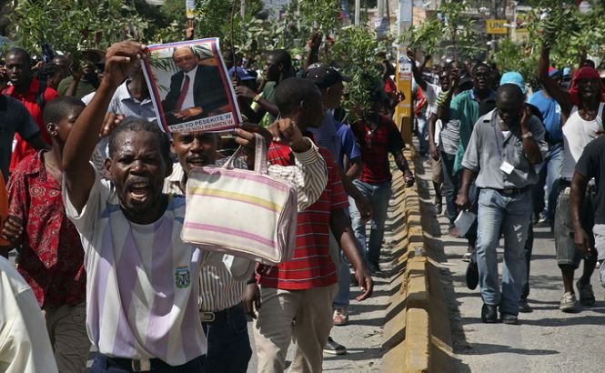 Protest antiguvernamental în Haiti: &quot;Obama nu ar fi trebuit să sprijine acest guvern&quot;