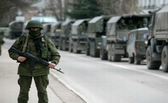Trupele ruseşti s-au retras cel puţin zece kilometri de la frontiera cu Ucraina 