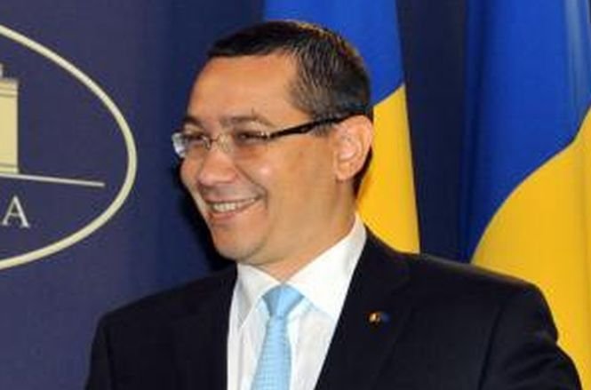Victor Ponta: Îi urez preşedintelui Băsescu să se bucure de cele două Elene. Nu mi-e clar pe care o iubeşte mai tare