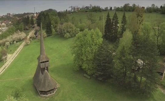 România la înălţime: Parcul Etnografic Romulus Vuia din Cluj Napoca, un impresionant muzeu în aer liber