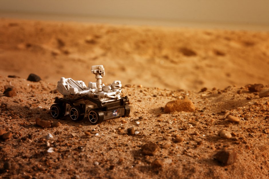 Veşti de pe Marte. &quot;Roverul Curiosity a încheiat forarea. Porneşte din nou la drum&quot;
