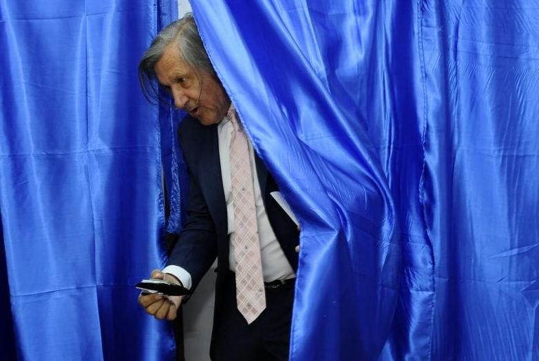 Ilie Năstase a votat: Poate ar fi bine să avem şi noi vot obligatoriu