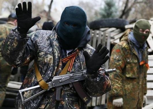 Ucraina l-a convocat pe ataşatul rus cu afaceri, denunţând venirea unor &quot;terorişti&quot; din Rusia