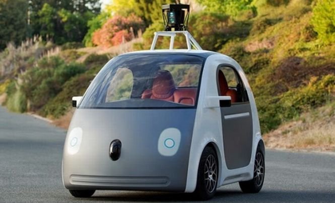 Maşina fără volan, pedale sau frână. Google a prezentat prototipul primului autoturism care se conduce singur