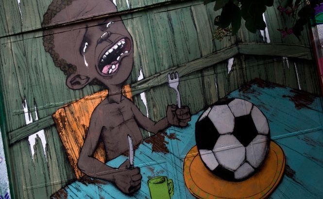 &quot;Vrem mâncare, nu fotbal!&quot; Indignarea brazilienilor, exprimată prin graffiti
