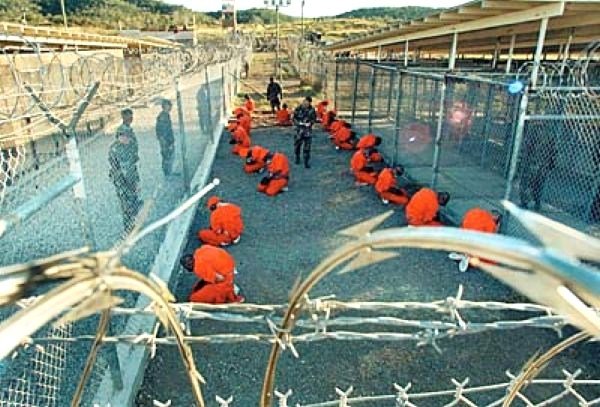Talibanii eliberaţi de la Guantanamo vor rămâne timp de un an în Qatar