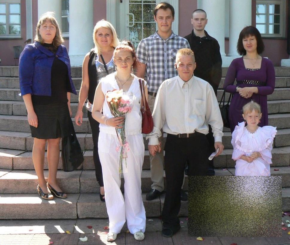 La nunta asta invitaţii s-au îmbrăcat mai elegant decât mirii. Cum a venit ginerele şi cum a arătat MIREASA în ziua cea mare 261950