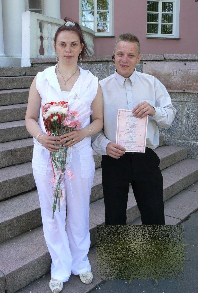 La nunta asta invitaţii s-au îmbrăcat mai elegant decât mirii. Cum a venit ginerele şi cum a arătat MIREASA în ziua cea mare 261951